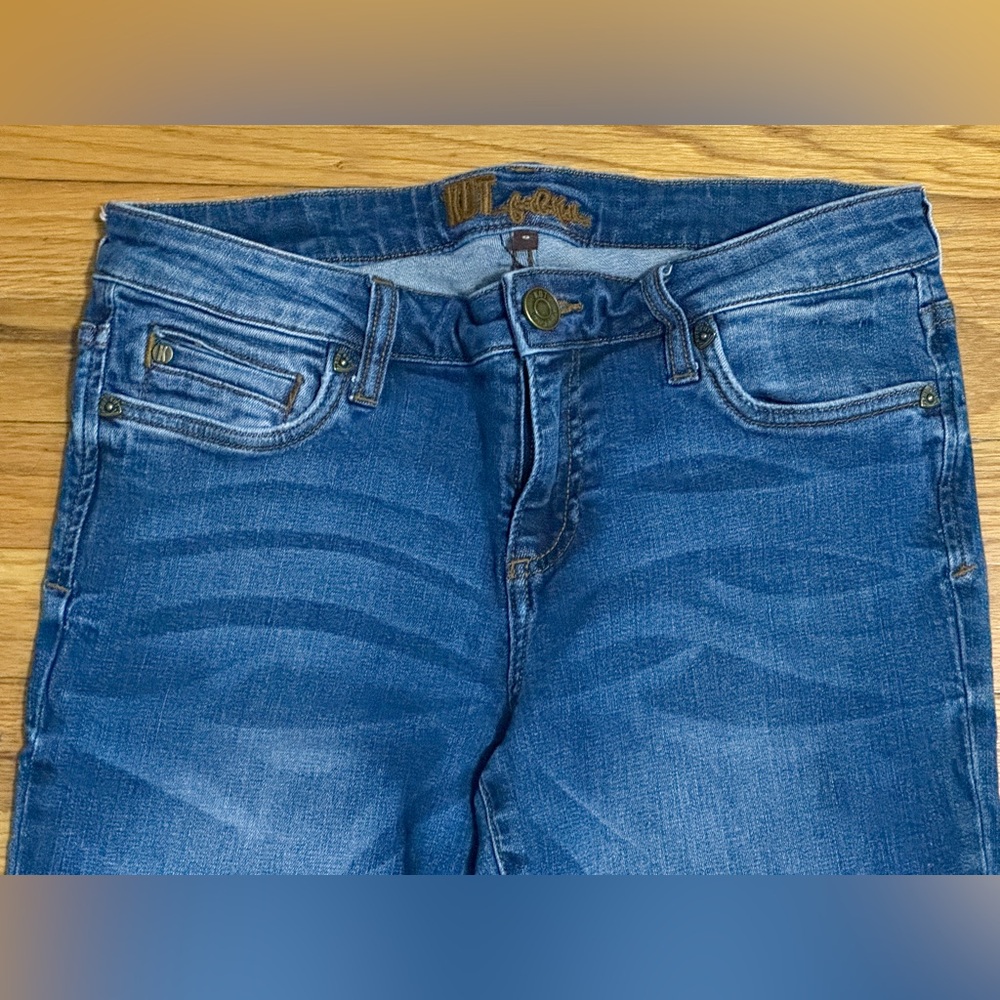 KUT from Kloth Women's size 8, distressed Blue Denim Jeans. - Picture 3 of 10